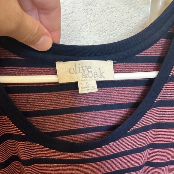 Olive & Oak Black Dress - Picture 3 of 3